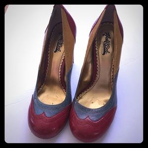 Hale Bob Heels
